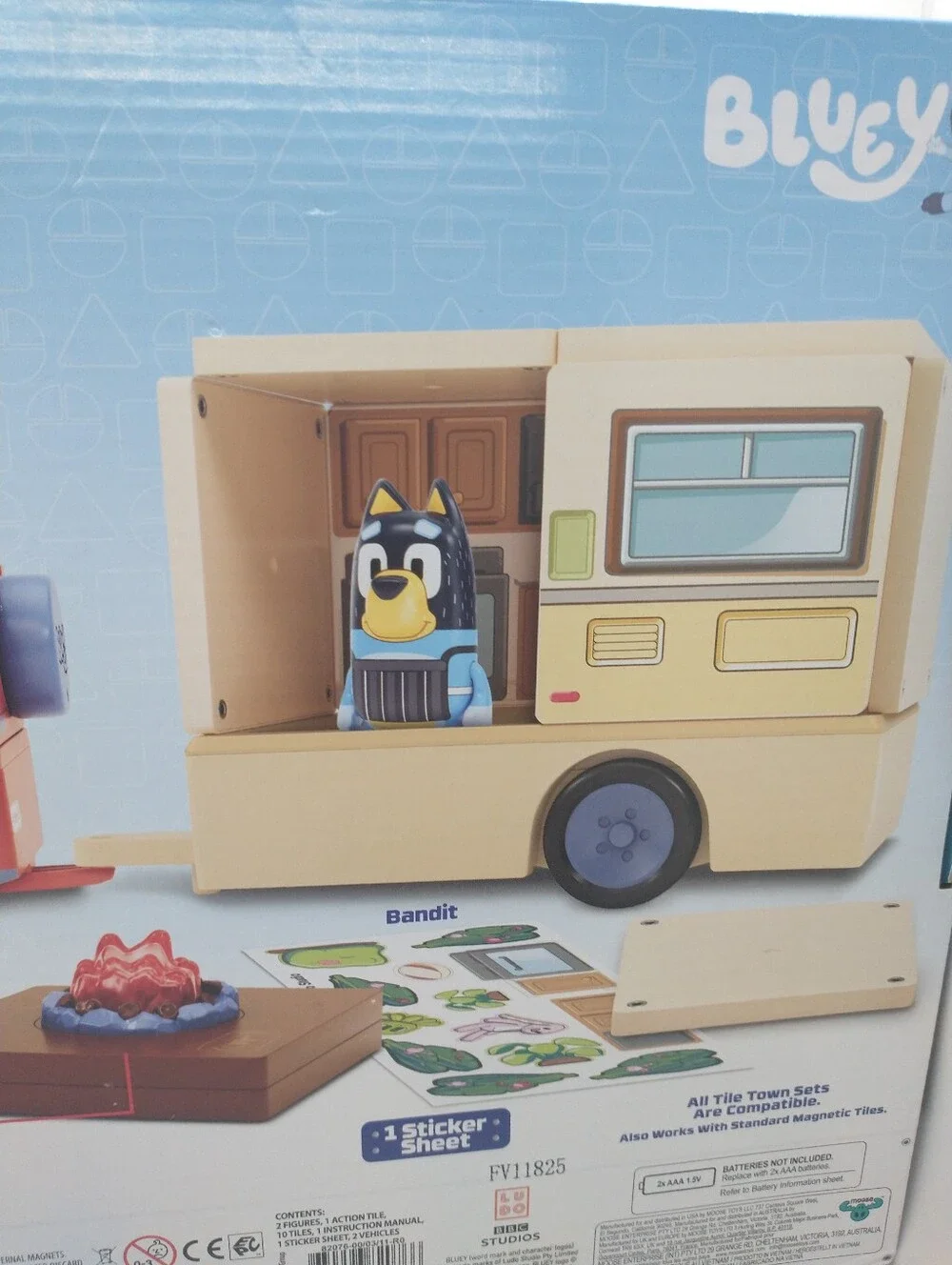 TILE TOWN BLUEY CAMPER TILE SET